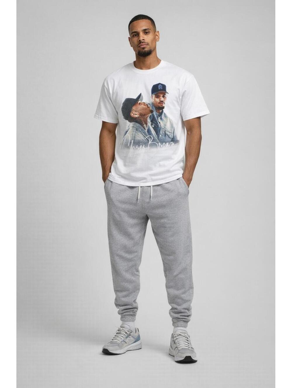 Headgear Classics Chris Brown  Tshirt Size Large (14)